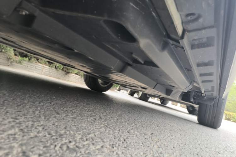 Used Toyota RAV4 2021 2.0L CVT Two-Wheel Drive Prestige Edition Chassis Front Left