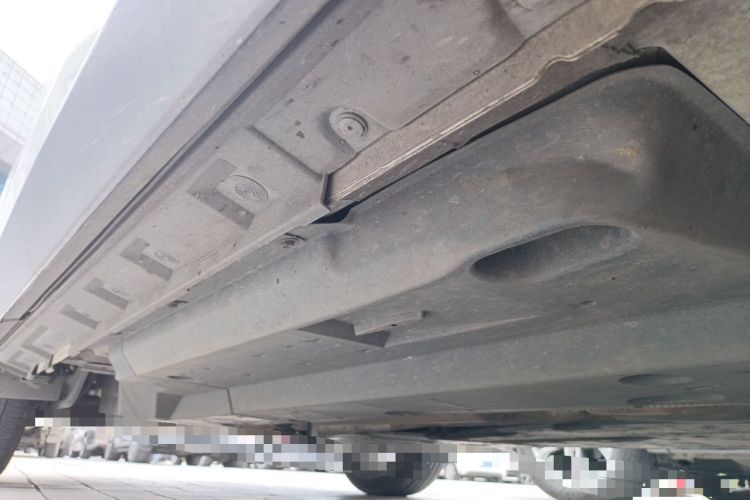 Used Toyota RAV4 2021 2.0L CVT Two-Wheel Drive Urban Edition Chassis Front Right