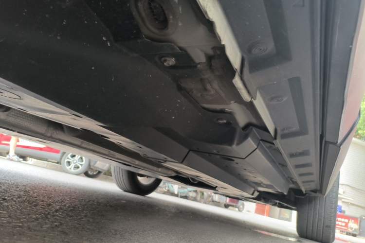 Used Toyota RAV4 2021 2.0L CVT Two-Wheel Drive Prestige Edition Chassis Rear Right
