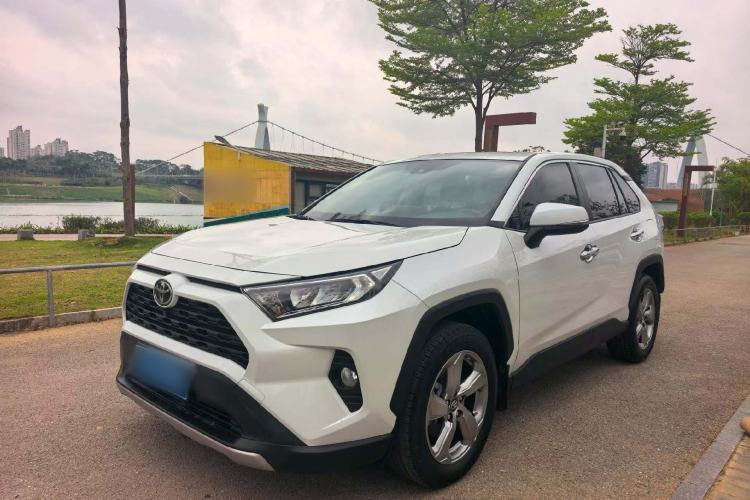 Used Toyota RAV4 2021 2.0L CVT Two-Wheel Drive Fashion Edition Guazi used car, China used car export, Used car for sale, Used  cars, Cheapest cars for sale