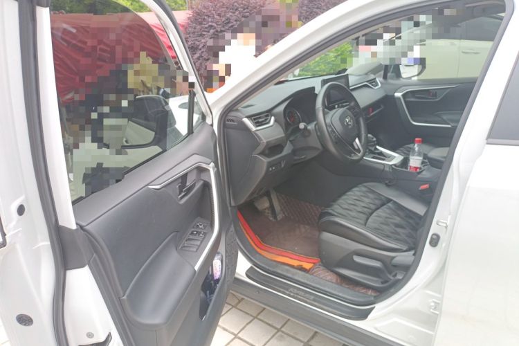 Used Toyota RAV4 2021 2.0L CVT Two-Wheel Drive Urban Edition Driver Seat