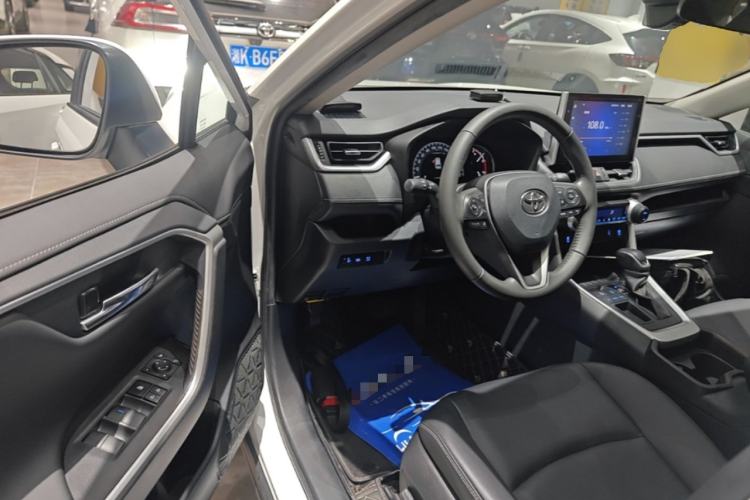 Used Toyota RAV4 2021 2.0L CVT Two-Wheel Drive Fashion PLUS Edition Driver Seat