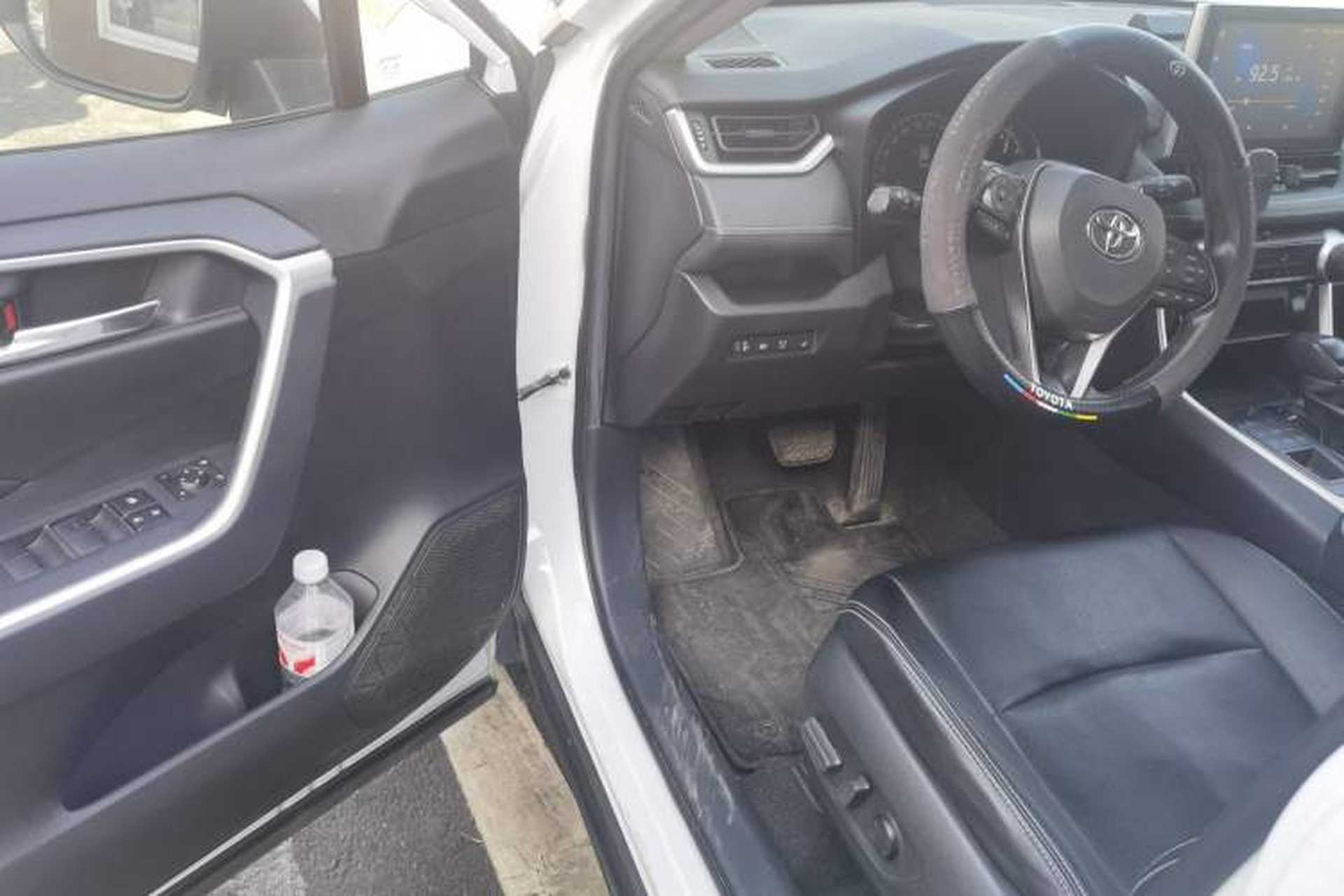 Used Toyota RAV4 2021 2.0L CVT 4x4 Style PLUS Edition Driver Seat
