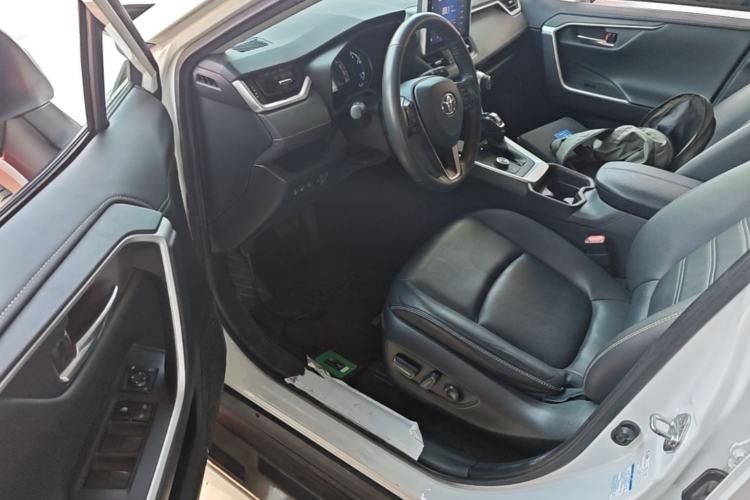 Used Toyota RAV4 2021 Revised Version Dual-Motor Hybrid 2.5L E-CVT 4x4 Elite PLUS Edition Driver Seat