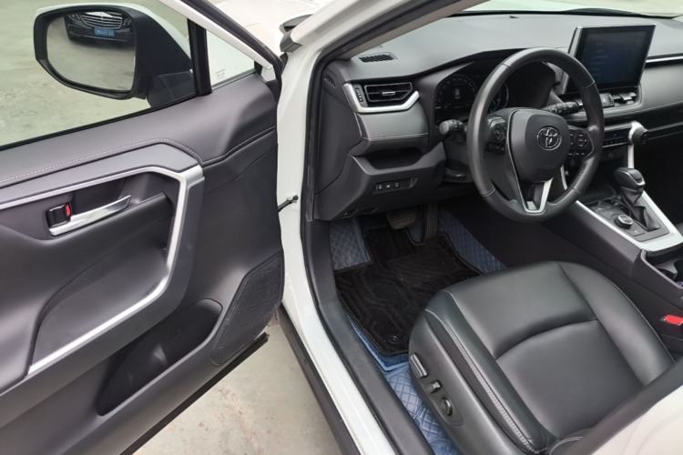 Used Toyota RAV4 2021 Revised Version Dual-Motor Hybrid 2.5L E-CVT 4x4 Elite PLUS Edition Driver Seat