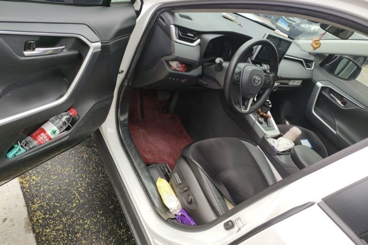 Used Toyota RAV4 2021 Revised Version Dual-Motor Hybrid 2.5L E-CVT 4x4 Elite PLUS Edition Driver Seat
