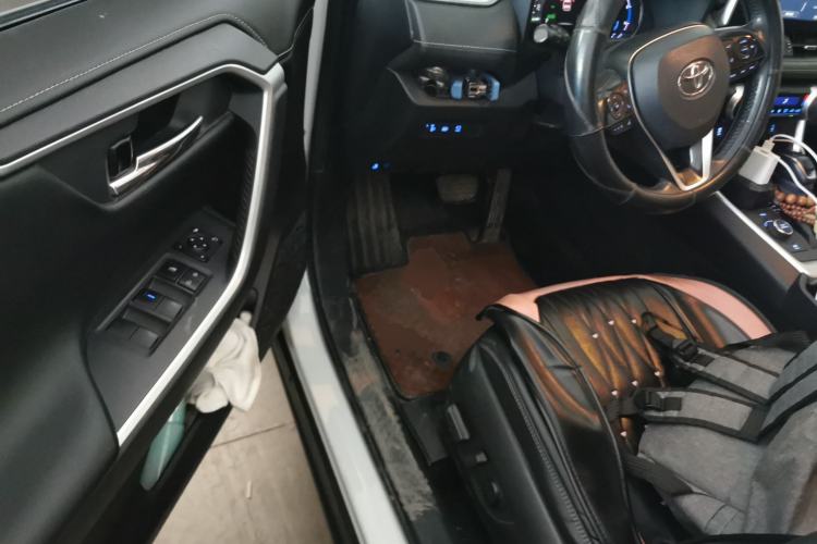 Used Toyota RAV4 2021 Dual-Engine 2.5L E-CVT Four-Wheel Drive Elite PLUS Edition Driver Seat