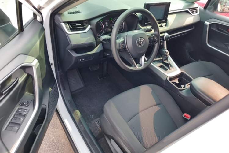 Used Toyota RAV4 2021 2.0L CVT Two-Wheel Drive Urban Edition Driver Seat
