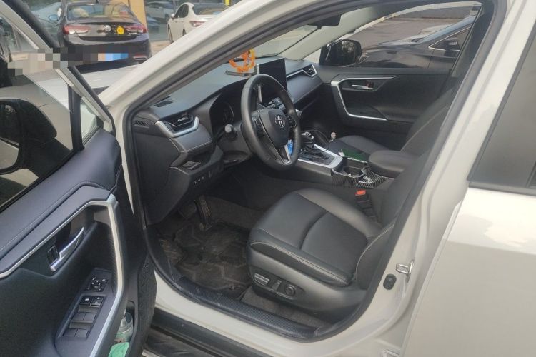 Used Toyota RAV4 2021 2.0L CVT Two-Wheel Drive Fashion PLUS Edition Driver Seat