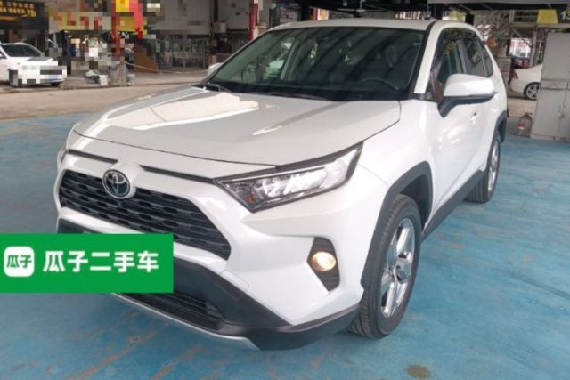 Used Toyota RAV4 2021 2.0L CVT Two-Wheel Drive Fashion PLUS Edition