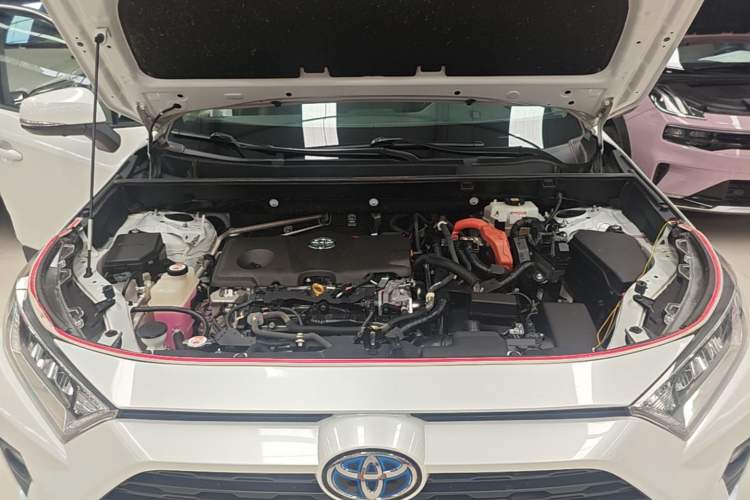 Used Toyota RAV4 2021 Dual-Engine 2.5L E-CVT Four-Wheel Drive Elite PLUS Edition Engine Bay