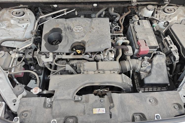 Used Toyota RAV4 2021 2.0L CVT Two-Wheel Drive Fashion Edition Engine Bay