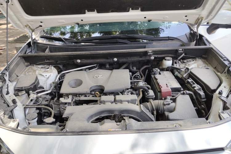 Used Toyota RAV4 2021 2.0L CVT 4x4 Style PLUS Edition Engine Bay