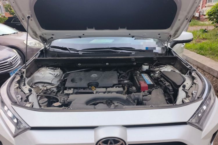 Used Toyota RAV4 2021 2.0L CVT Two-Wheel Drive Fashion Edition Engine Bay