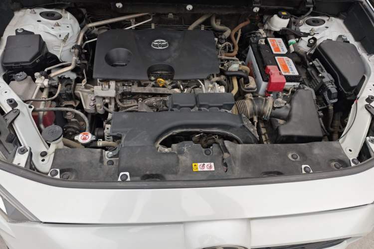 Used Toyota RAV4 2021 2.0L CVT Two-Wheel Drive Fashion PLUS Edition Engine Bay