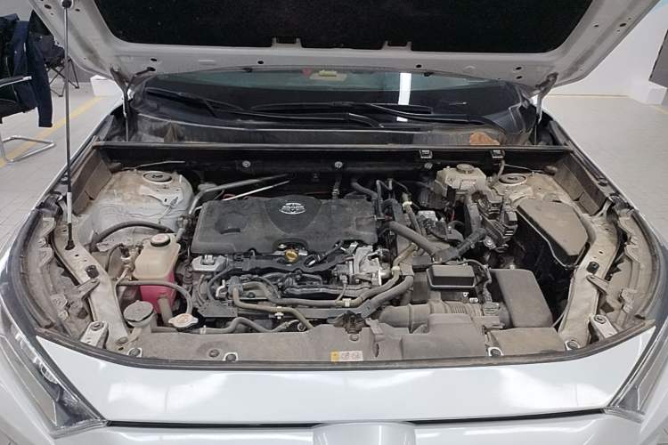 Used Toyota RAV4 2021 Dual-Engine 2.5L E-CVT Two-Wheel Drive Elite Edition Engine Bay