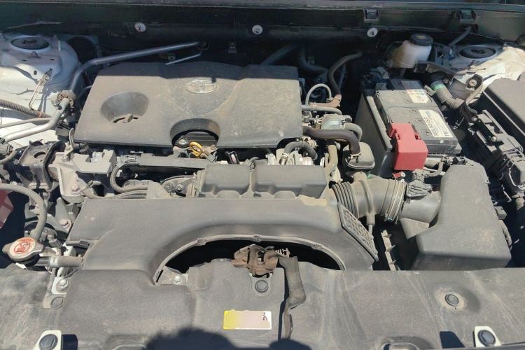 Used Toyota RAV4 2021 2.0L CVT Two-Wheel Drive Fashion Edition Engine Bay