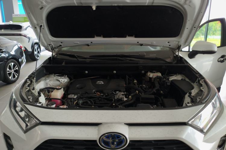 Used Toyota RAV4 2021 Dual-Engine 2.5L E-CVT Two-Wheel Drive Elite Edition Engine Bay