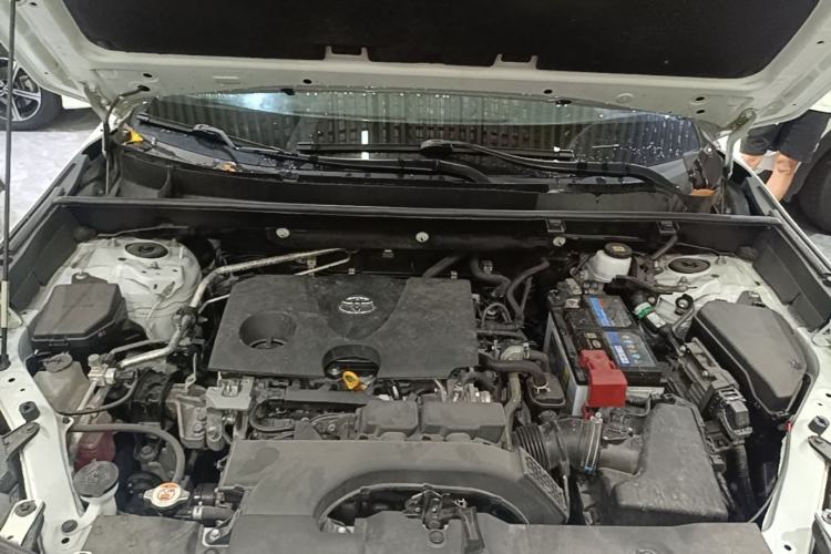 Used Toyota RAV4 2021 2.0L CVT Two-Wheel Drive Fashion PLUS Edition Engine Bay