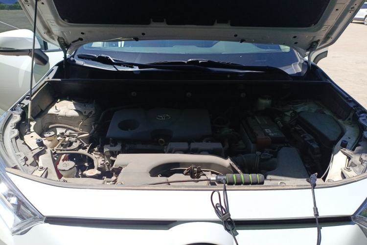 Used Toyota RAV4 2021 2.0L CVT Two-Wheel Drive Fashion Edition Engine Bay