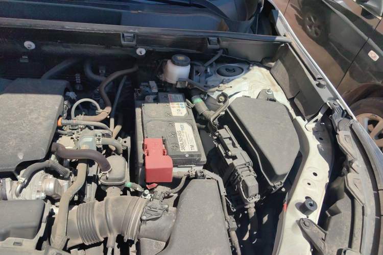 Used Toyota RAV4 2021 2.0L CVT Two-Wheel Drive Fashion Edition Engine Bay Left