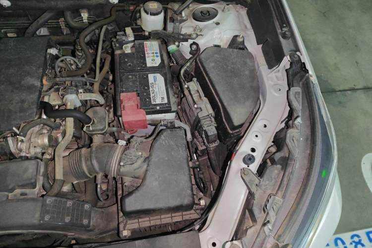 Used Toyota RAV4 2021 2.0L CVT Two-Wheel Drive Fashion PLUS Edition Engine Bay Left
