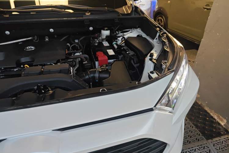 Used Toyota RAV4 2021 2.0L CVT Two-Wheel Drive Fashion PLUS Edition Engine Bay Left