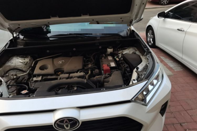 Used Toyota RAV4 2021 2.0L CVT Two-Wheel Drive Fashion Edition Engine Bay Left