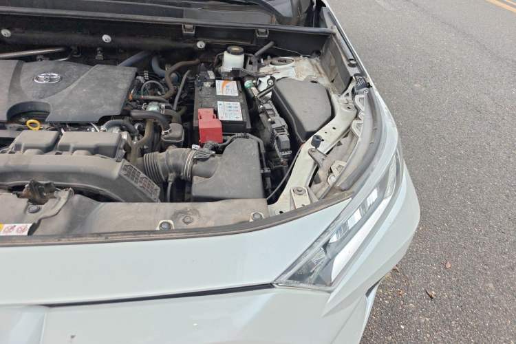 Used Toyota RAV4 2021 2.0L CVT Two-Wheel Drive Fashion Edition Engine Bay Left