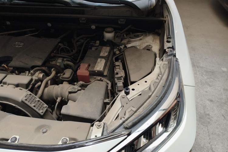 Used Toyota RAV4 2021 2.0L CVT Two-Wheel Drive Fashion PLUS Edition Engine Bay Left
