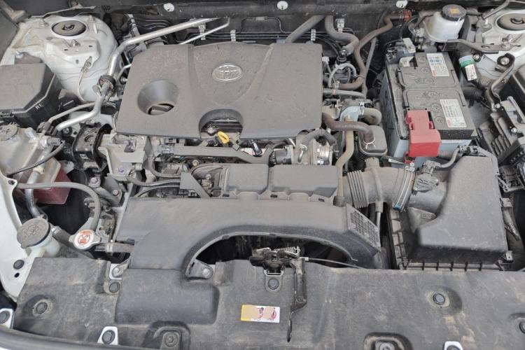 Used Toyota RAV4 2021 2.0L CVT Two-Wheel Drive Fashion PLUS Edition Engine Bay