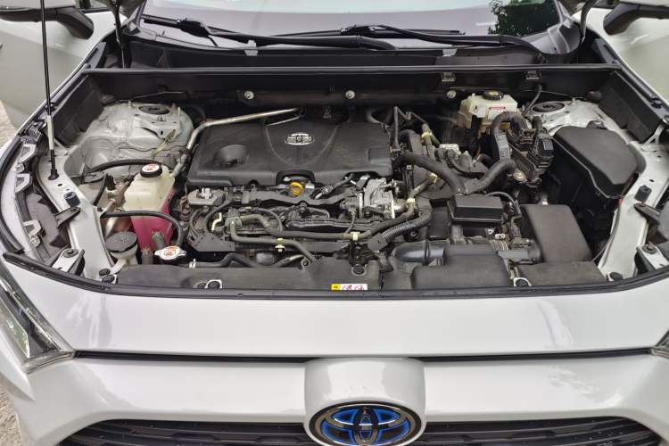 Used Toyota RAV4 2021 Dual-Engine 2.5L E-CVT Two-Wheel Drive Elite Edition Engine Bay