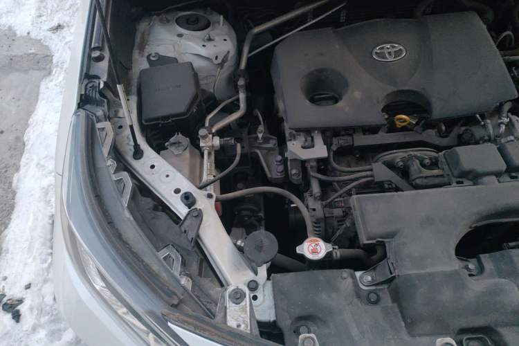 Used Toyota RAV4 2021 2.0L CVT 4x4 Style PLUS Edition Engine Bay Right