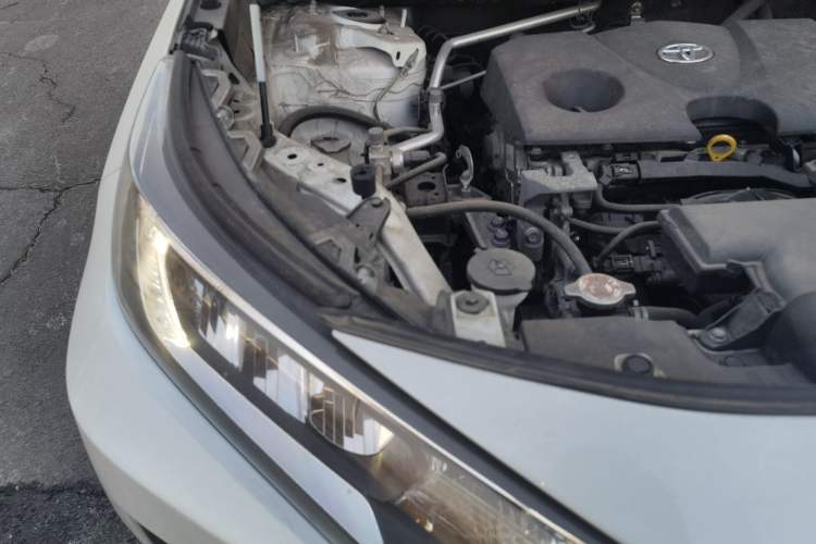 Used Toyota RAV4 2021 2.0L CVT 4x4 Style PLUS Edition Engine Bay Right