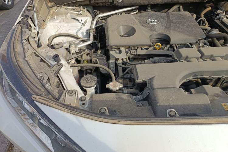 Used Toyota RAV4 2021 2.0L CVT Two-Wheel Drive Fashion Edition Engine Bay Right