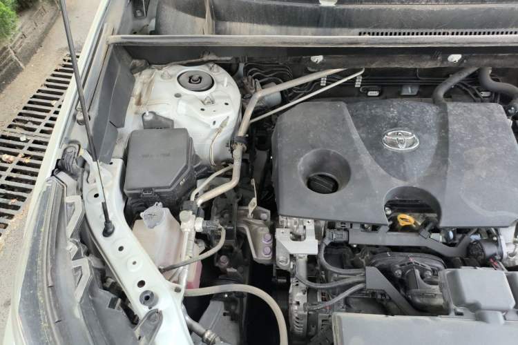 Used Toyota RAV4 2021 2.0L CVT Two-Wheel Drive Prestige Edition Engine Bay Right