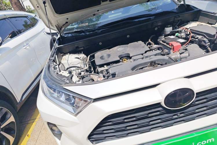 Used Toyota RAV4 2021 2.0L CVT Two-Wheel Drive Urban Edition Engine Bay Right