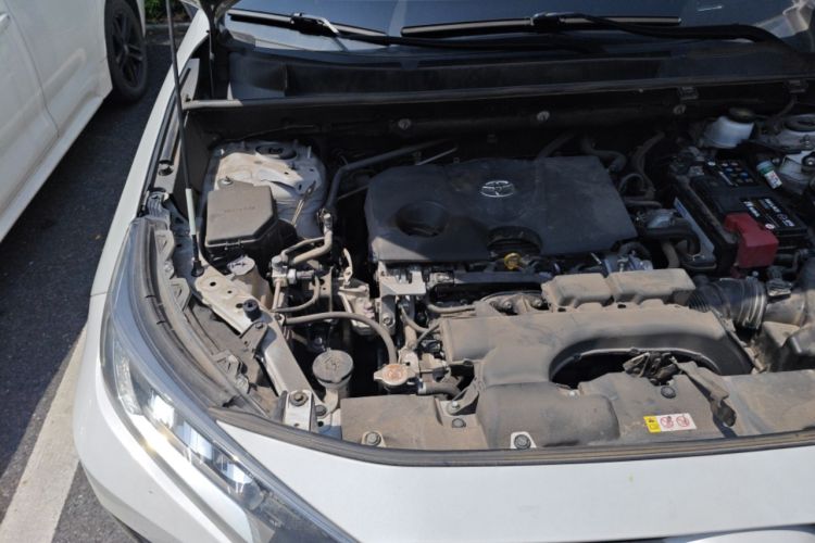 Used Toyota RAV4 2021 2.0L CVT Two-Wheel Drive Fashion PLUS Edition Engine Bay Right