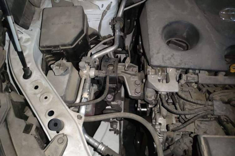 Used Toyota RAV4 2021 2.0L CVT Two-Wheel Drive Fashion PLUS Edition Engine Bay Right
