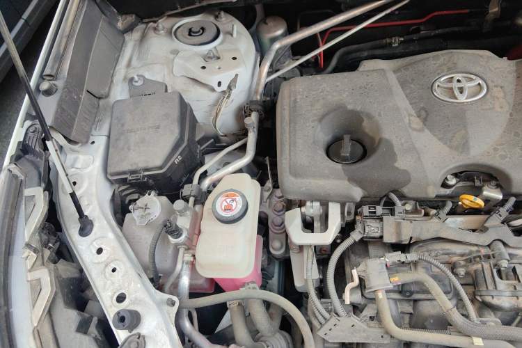 Used Toyota RAV4 2021 Dual-Engine 2.5L E-CVT Four-Wheel Drive Elite PLUS Edition Engine Bay Right