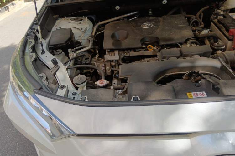 Used Toyota RAV4 2021 2.0L CVT Two-Wheel Drive Fashion PLUS Edition Engine Bay Right
