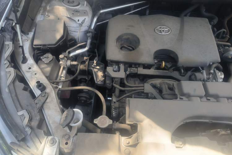 Used Toyota RAV4 2021 2.0L CVT Two-Wheel Drive Fashion PLUS Edition Engine Bay Right
