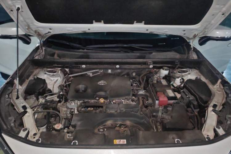 Used Toyota RAV4 2021 2.0L CVT Two-Wheel Drive Fashion PLUS Edition Engine Bay