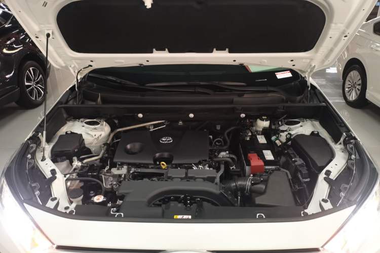 Used Toyota RAV4 2021 2.0L CVT 4x4 Style PLUS Edition Engine Bay