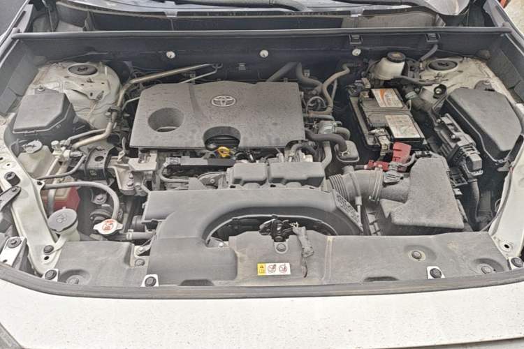 Used Toyota RAV4 2021 2.0L CVT Two-Wheel Drive Fashion PLUS Edition Engine Bay