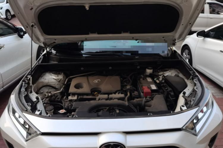 Used Toyota RAV4 2021 2.0L CVT Two-Wheel Drive Fashion Edition Engine Bay