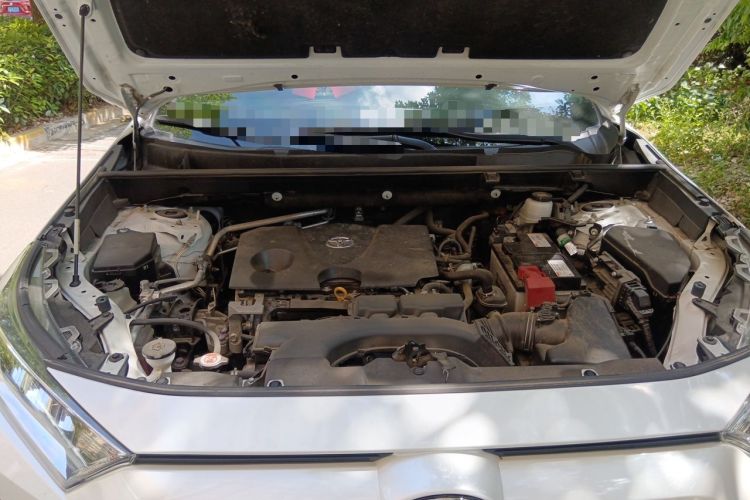 Used Toyota RAV4 2021 2.0L CVT Two-Wheel Drive Fashion PLUS Edition Engine Bay