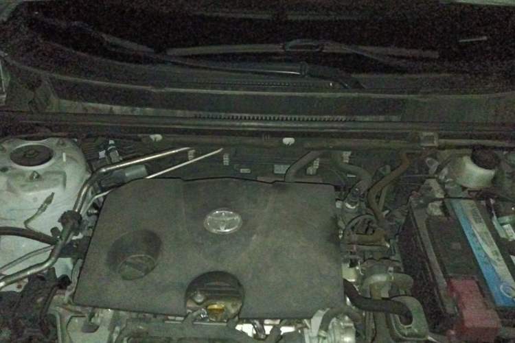 Used Toyota RAV4 2021 2.0L CVT Two-Wheel Drive Fashion Edition Engine Bay