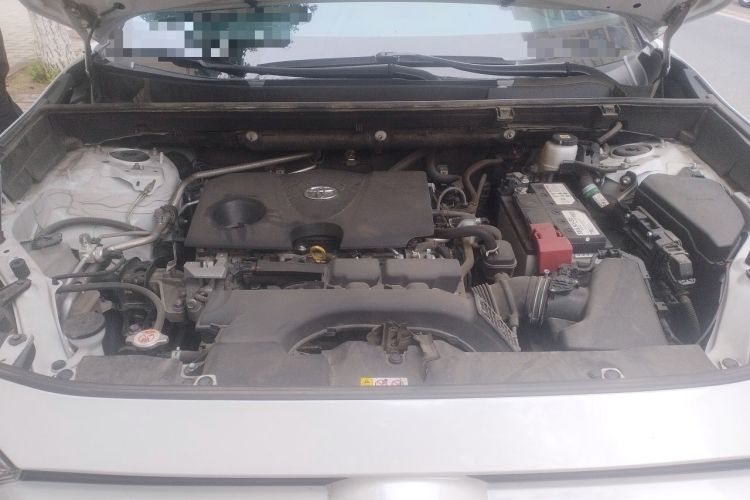 Used Toyota RAV4 2021 2.0L CVT Two-Wheel Drive Fashion Edition Engine Bay