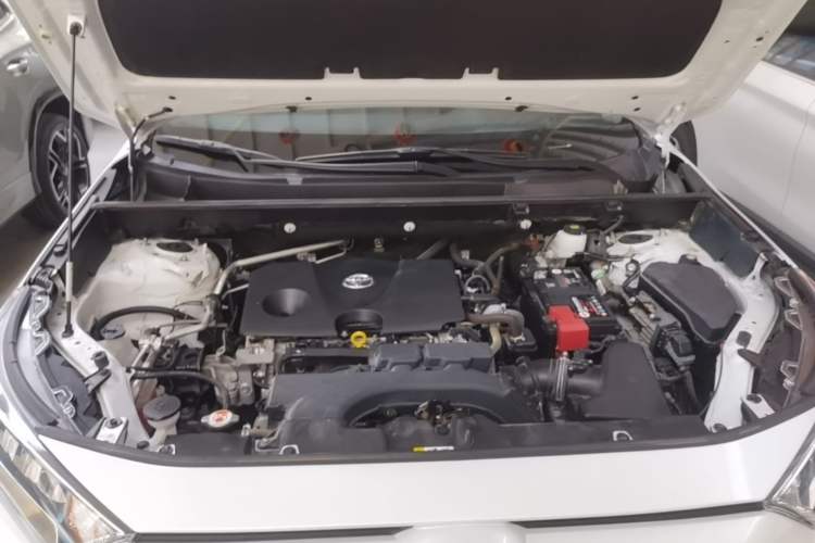 Used Toyota RAV4 2021 2.0L CVT 4x4 Trend Edition Engine Bay